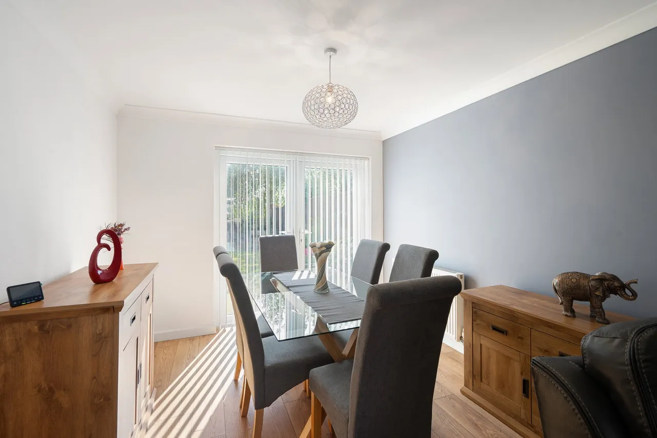 Reedings Close, Barrowby, photo 4