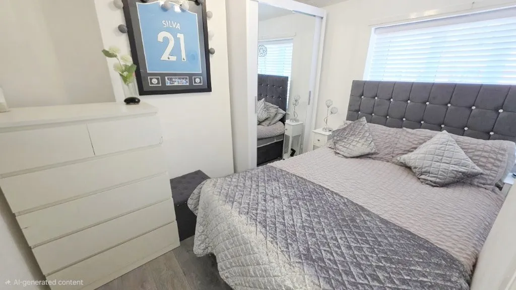 Clough Road, Droylsden, M43, photo 12