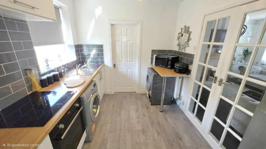 Clough Road, Droylsden, M43, photo 8