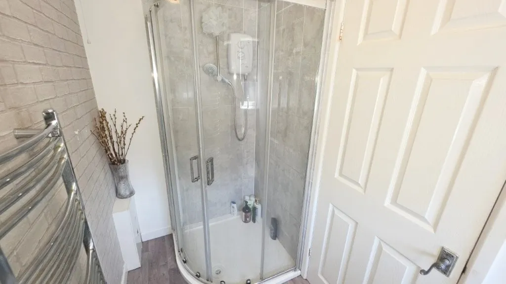 Clough Road, Droylsden, M43, photo 10