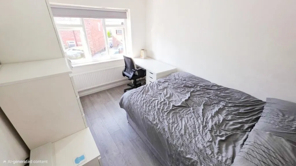 Clough Road, Droylsden, M43, photo 13