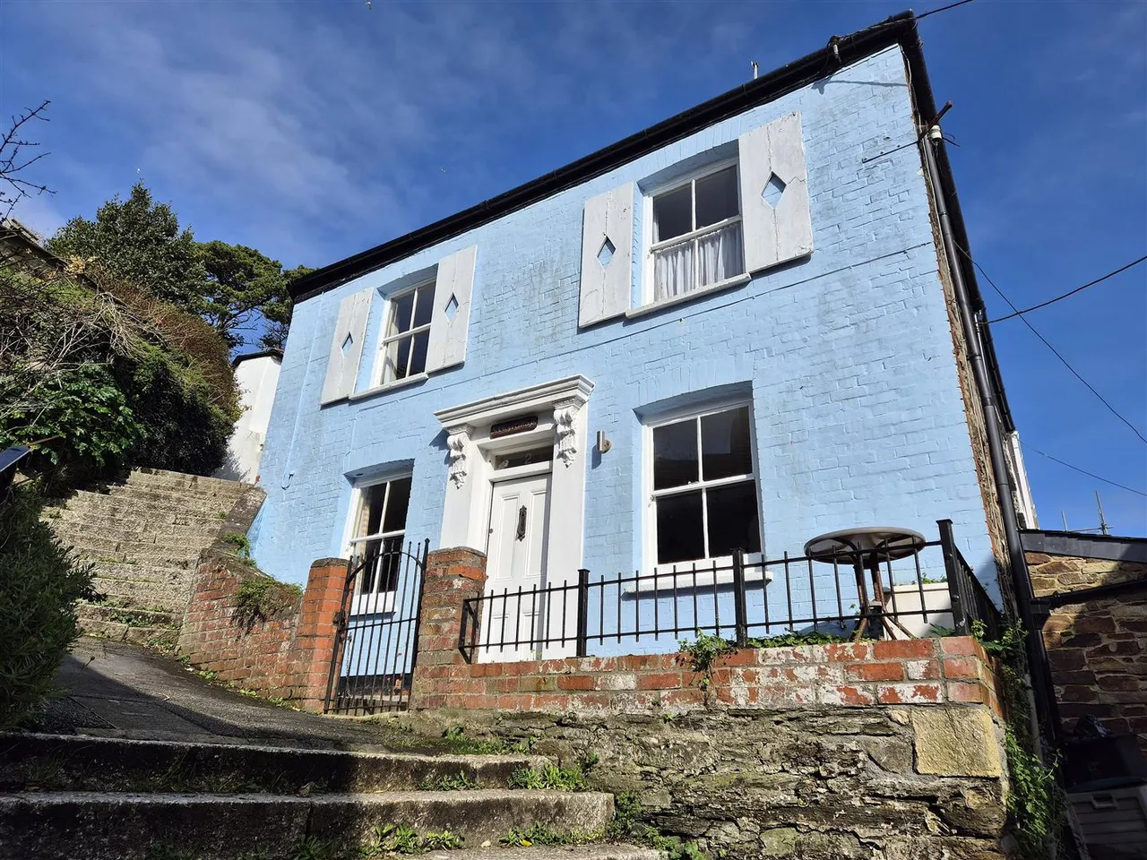 2 bed house for sale, Bull Hill, Fowey