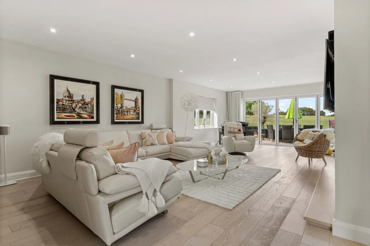 Froghall Lane, Walkern, SG2, photo 23