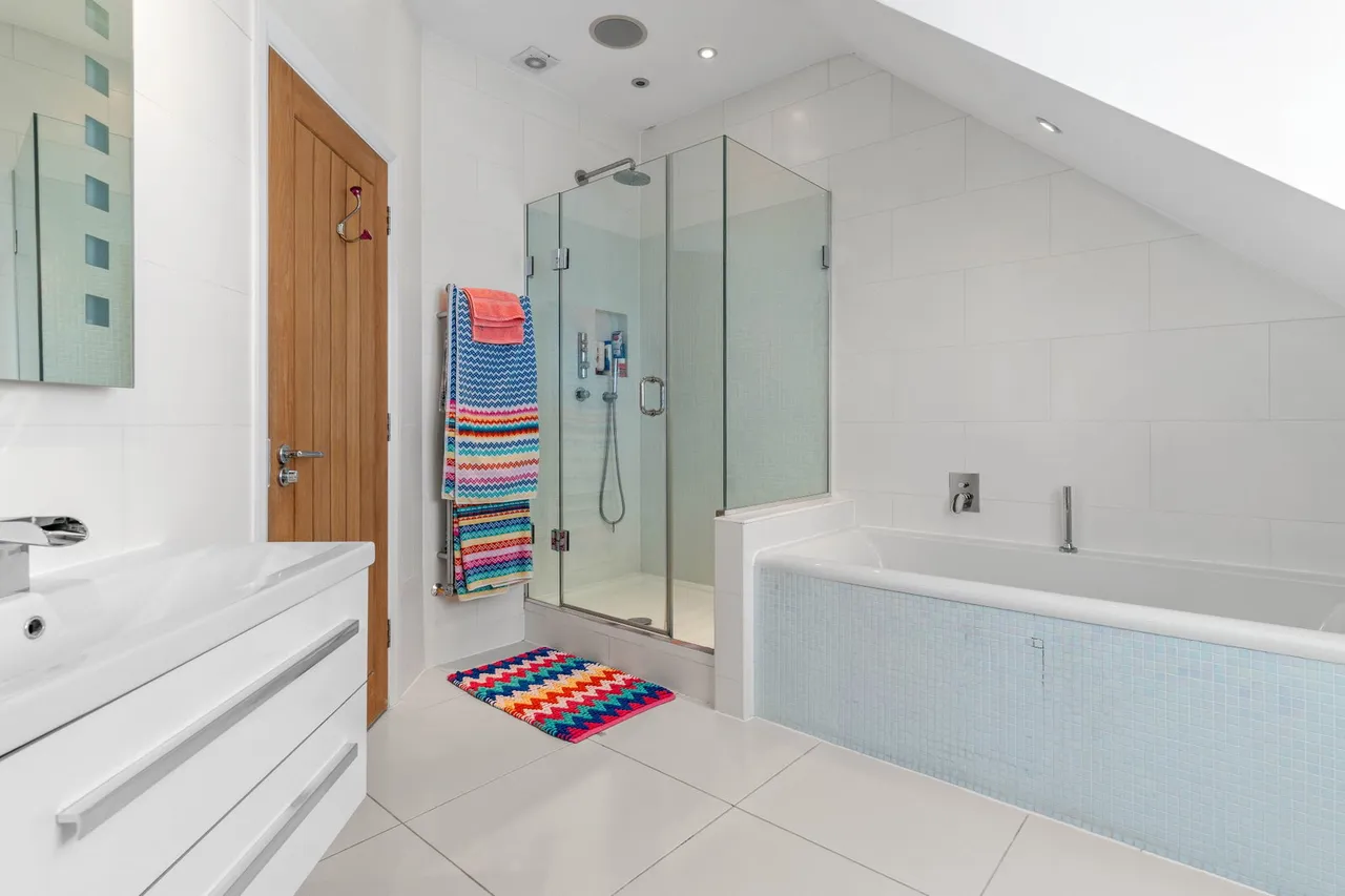 Froghall Lane, Walkern, SG2, photo 42
