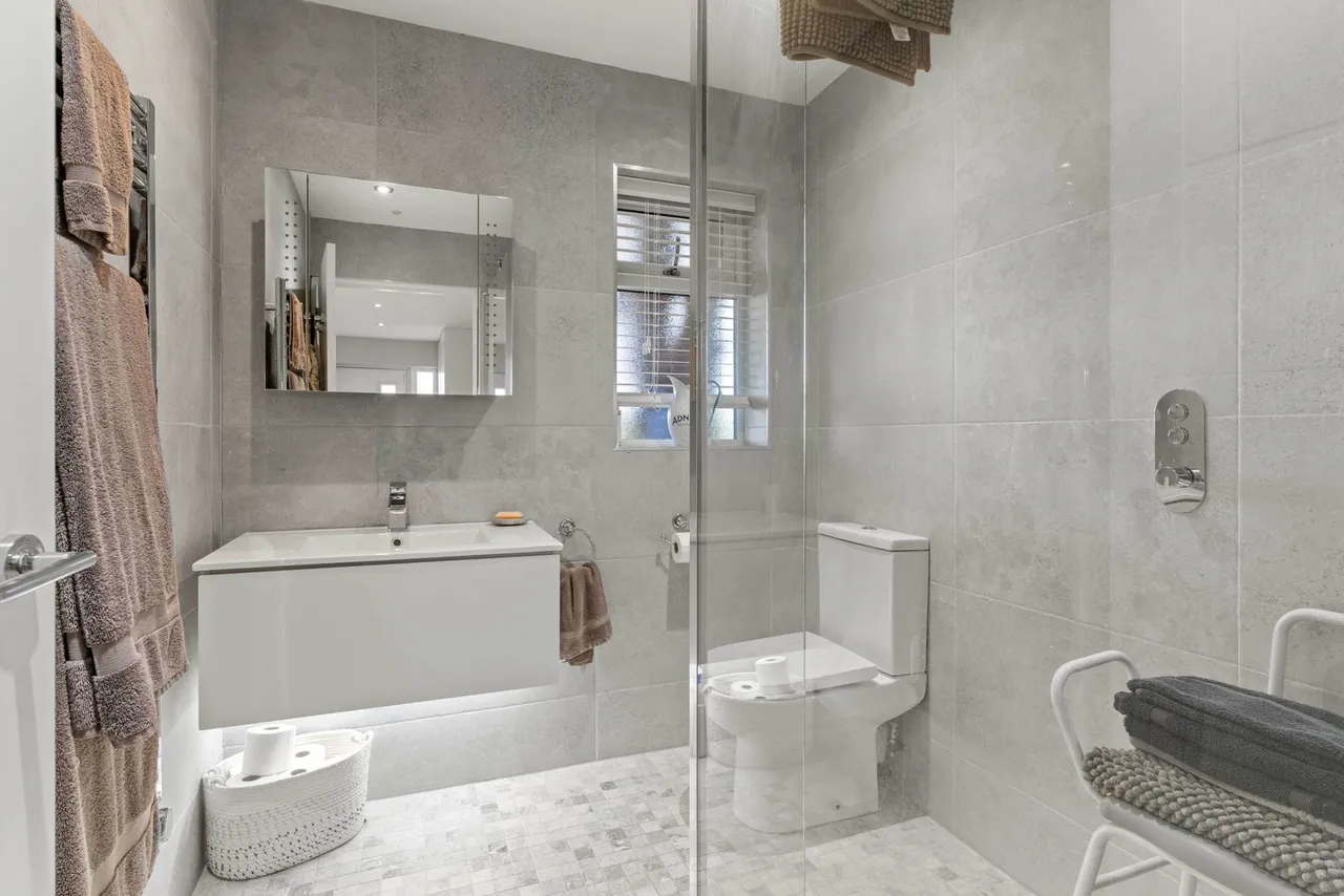 Froghall Lane, Walkern, SG2, photo 58