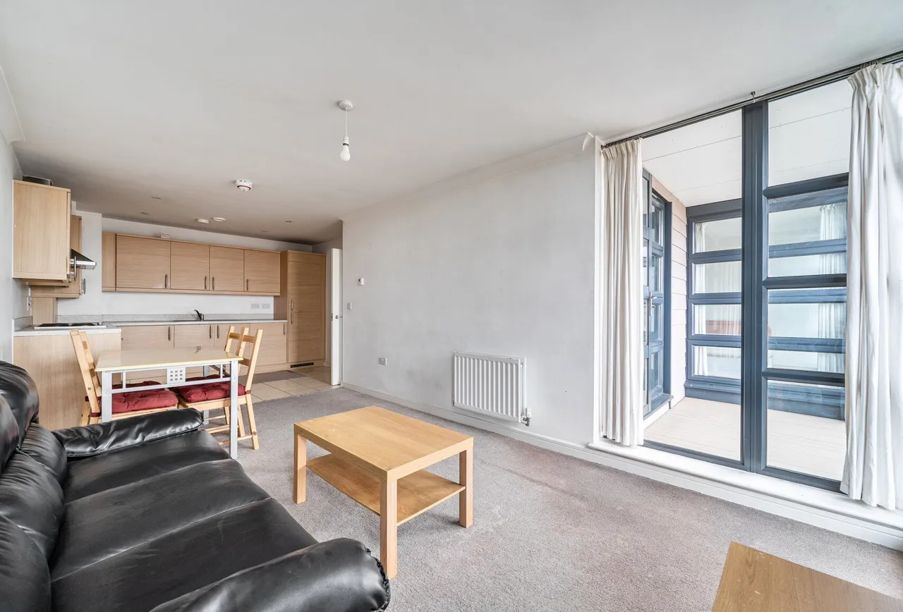 Kingsbury Road, London, NW9 9AW, photo 3