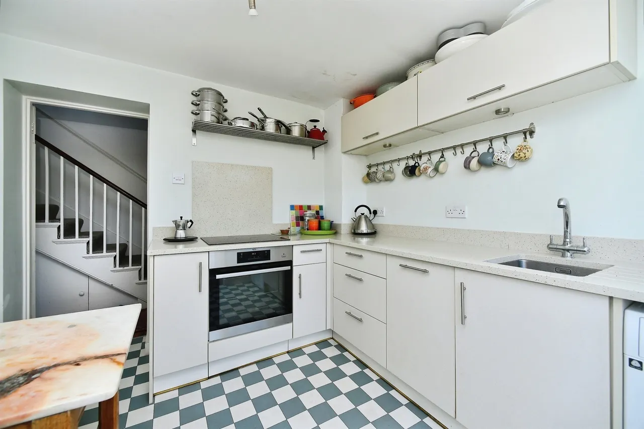 Arundel Street, Brighton, BN2, photo 4