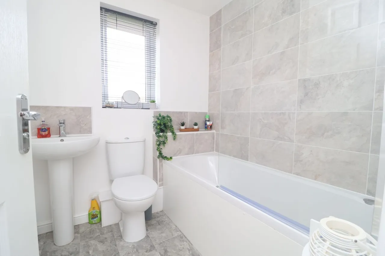 Harrier Drive, Langold, S81, photo 14