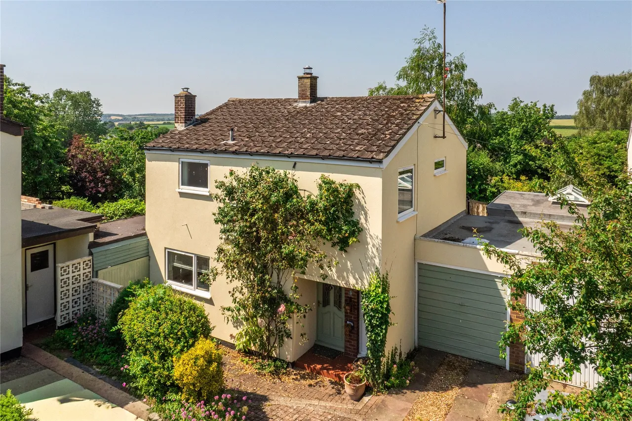 3 bed property for sale, Abbey Way, Ravenstone, MK46