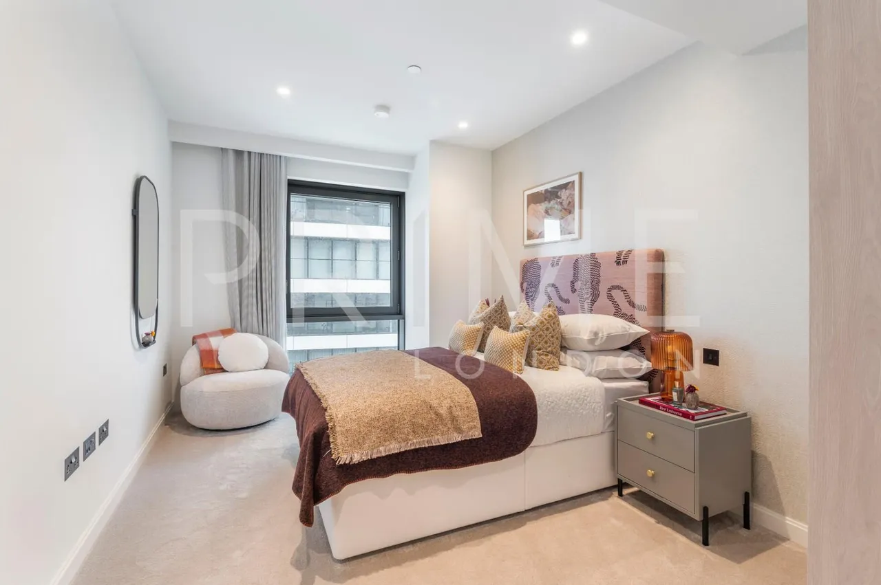 Aspen, Canary Wharf, E14, photo 6