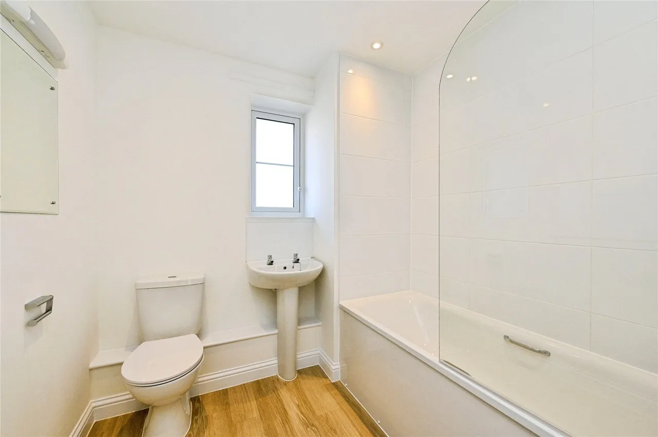 Orchard End Close, Outwell, Wisbech, Cambridgeshire, PE14, photo 6