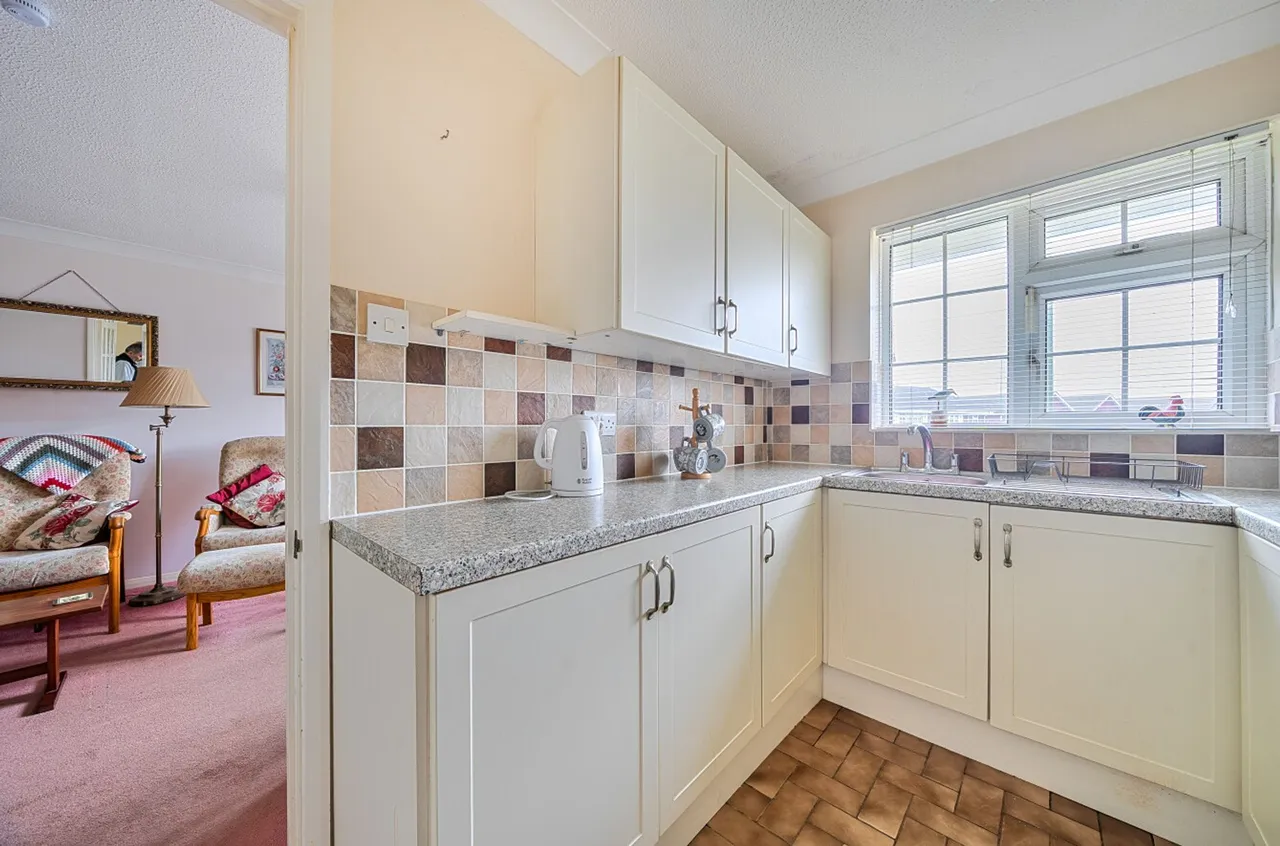 Eton Drive, West Wittering, PO20, photo 7
