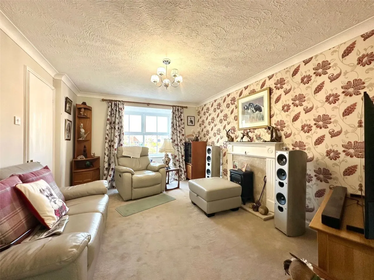 Geering Road, Stone Cross, Pevensey, East Sussex, BN24, photo 4