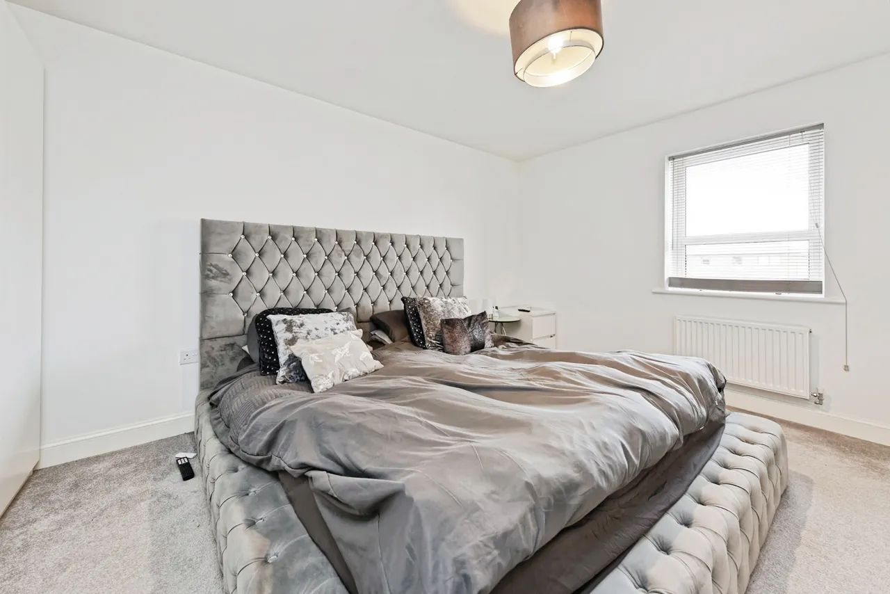Market Garden Close, Ramsgate, CT12, photo 12