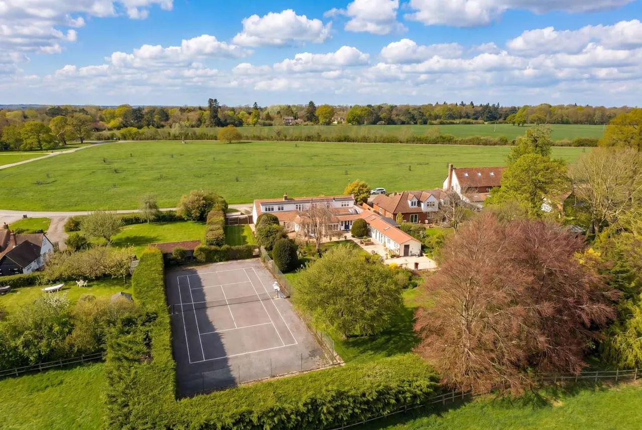 Woodside Green, Great Hallingbury, Bishop's Stortford, Essex, CM22 7UL, photo 2