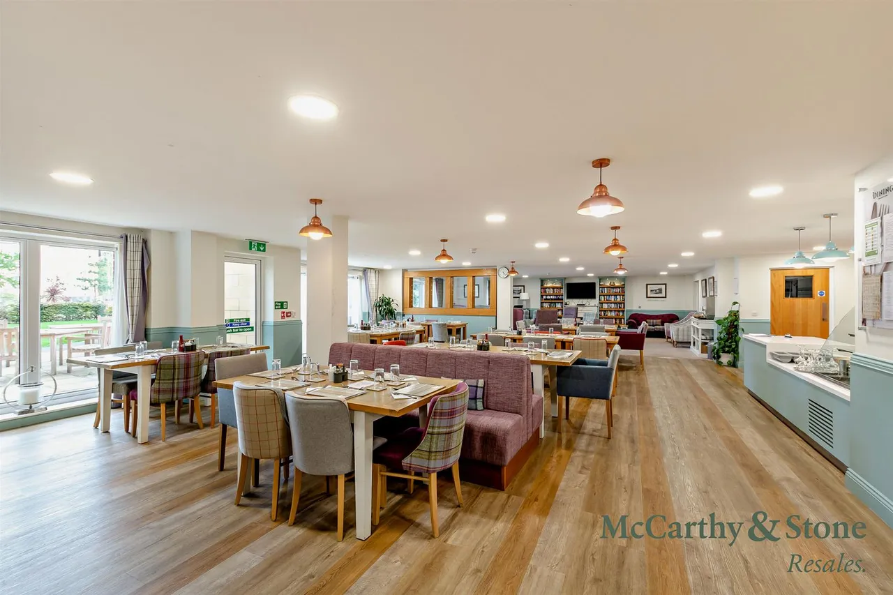 Railway Road, Ilkley, LS29, photo 17