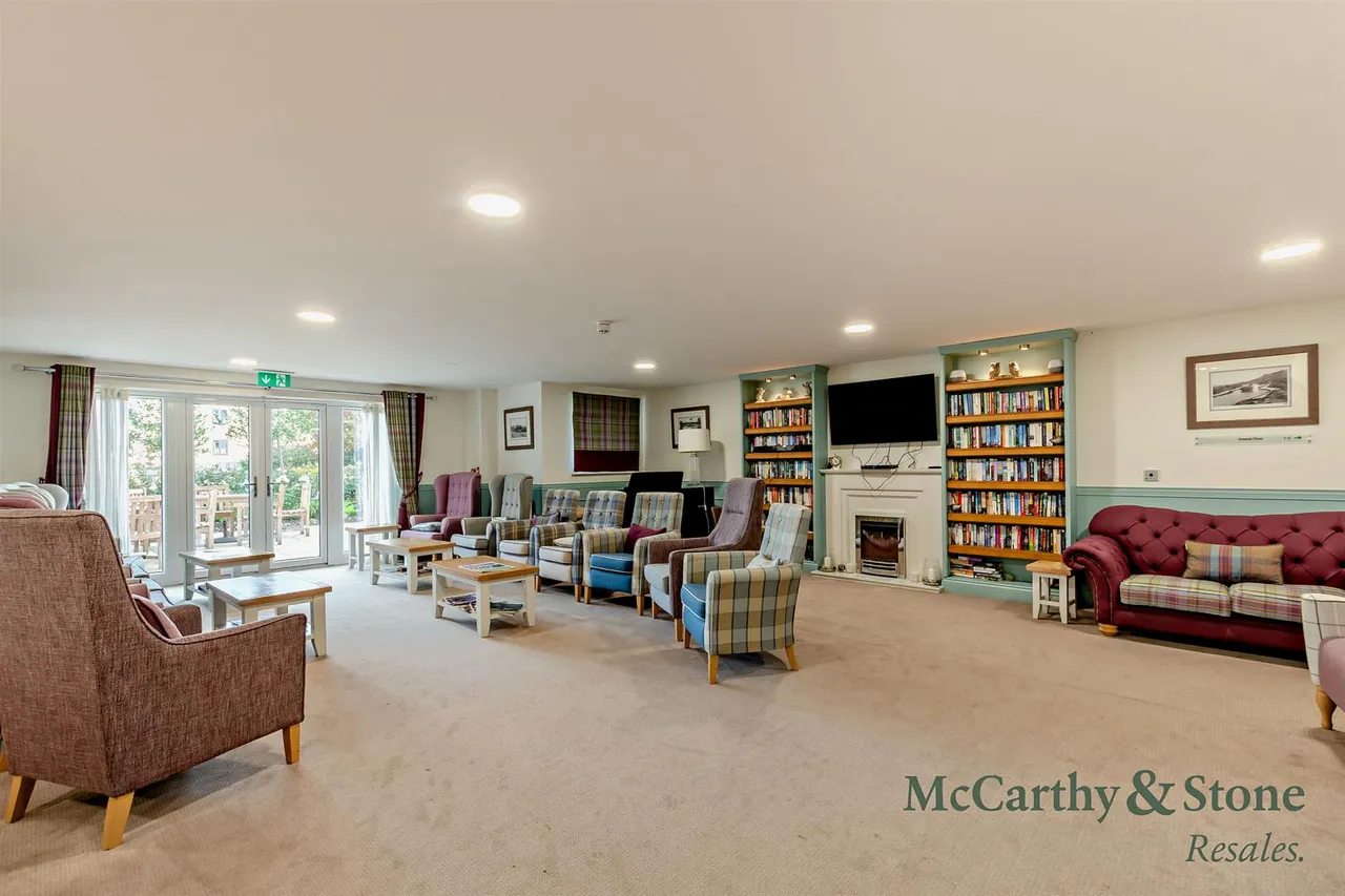 Railway Road, Ilkley, LS29, photo 10