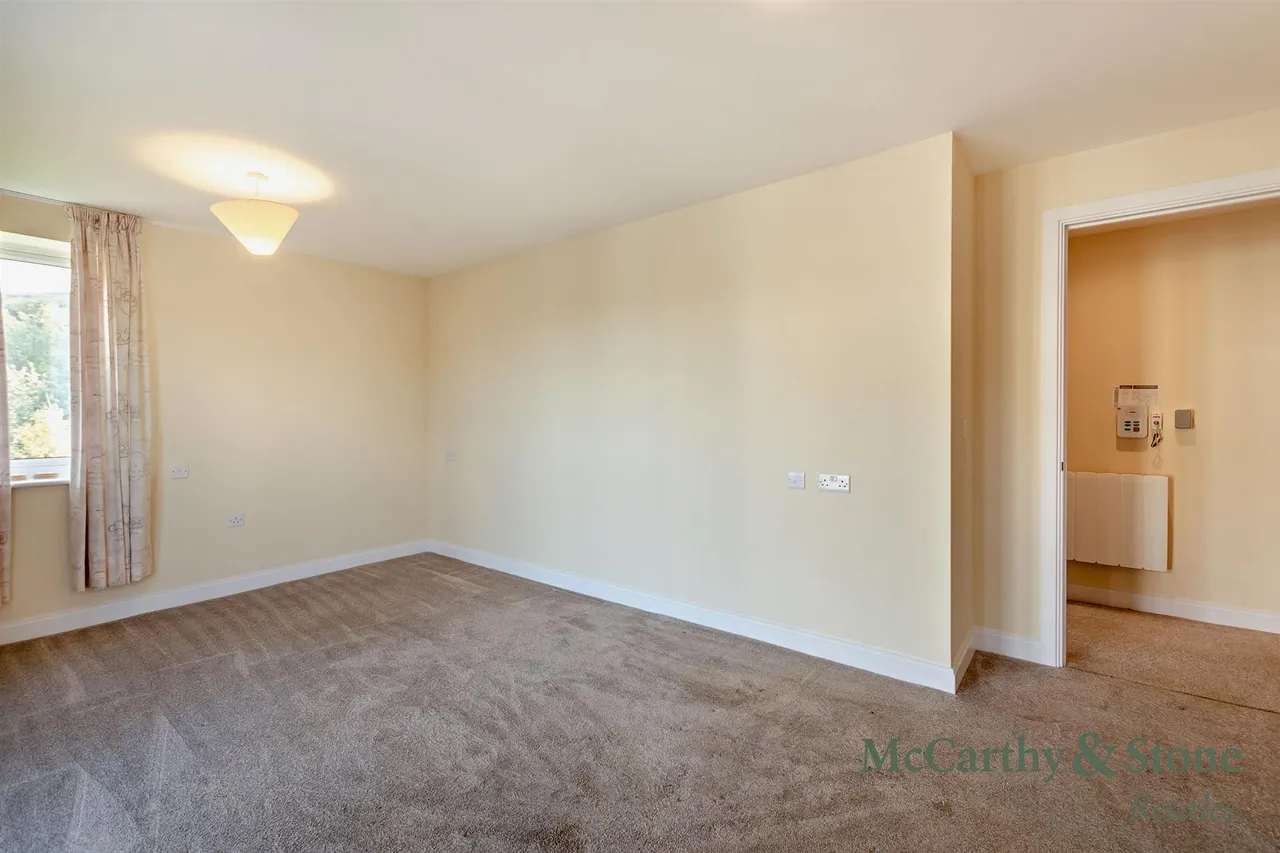 Railway Road, Ilkley, LS29, photo 12