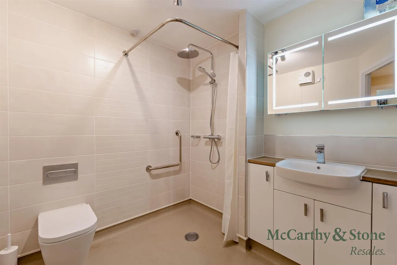 Railway Road, Ilkley, LS29, photo 7