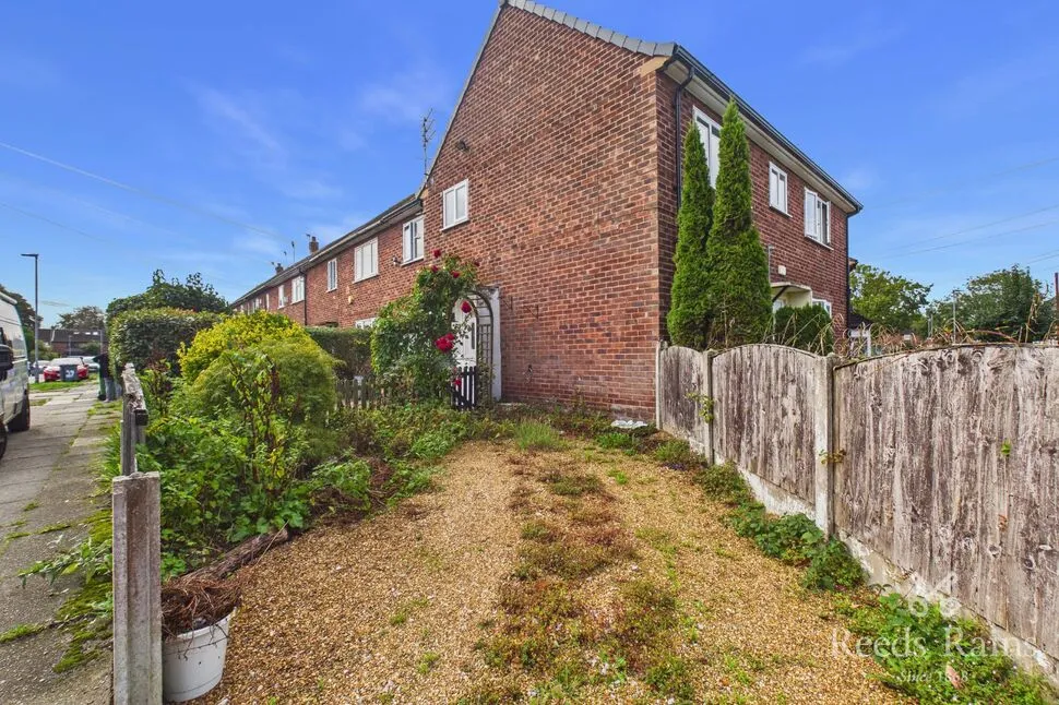 Swalecliff Avenue, Manchester, Greater Manchester, M23, photo 6