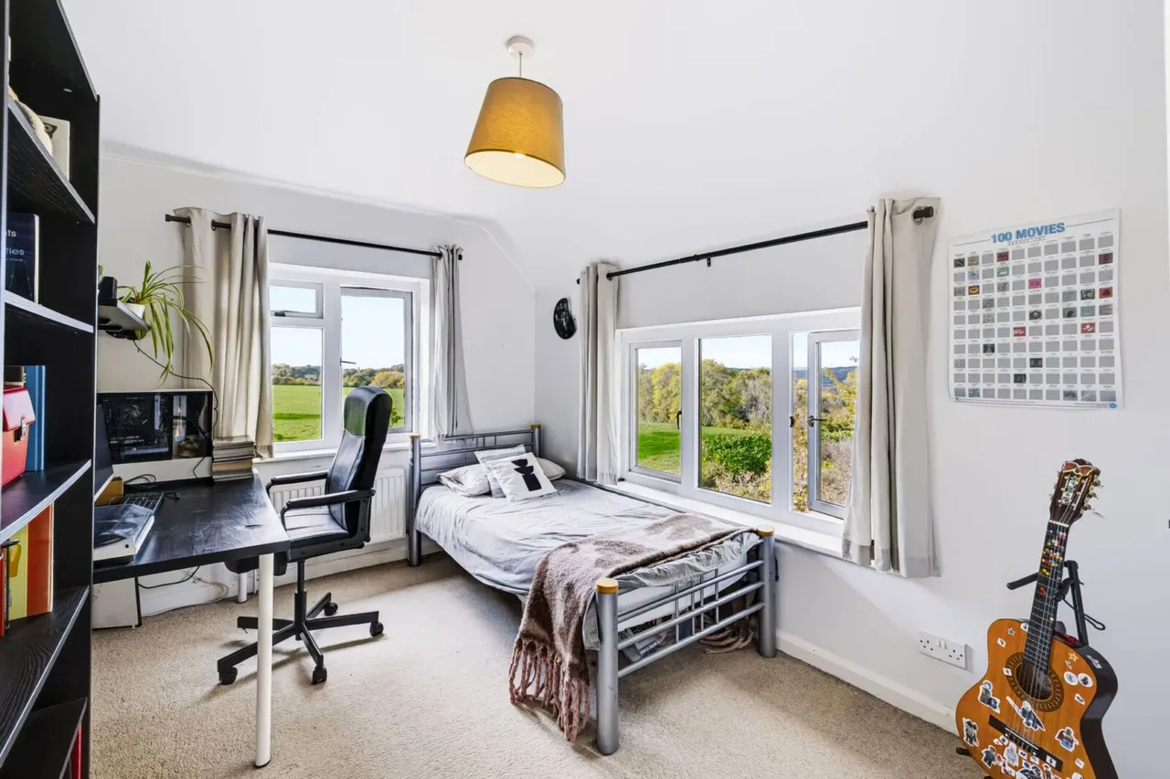 Cansiron Lane, Ashurst Wood, RH19, photo 17