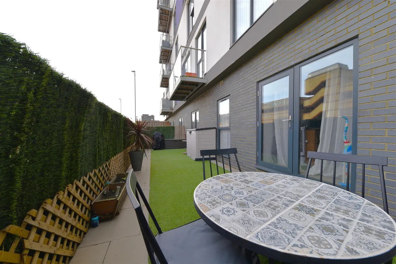 Brickdale House, Swingate, Stevenage, Herts, SG1 1AS, photo 10