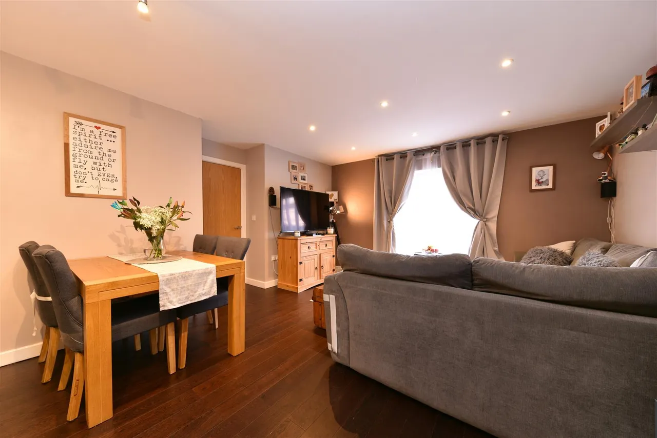 Brickdale House, Swingate, Stevenage, Herts, SG1 1AS, photo 7