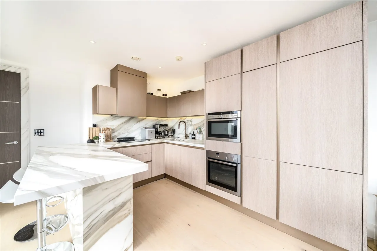 Tizzard Grove, London, SE3, photo 3