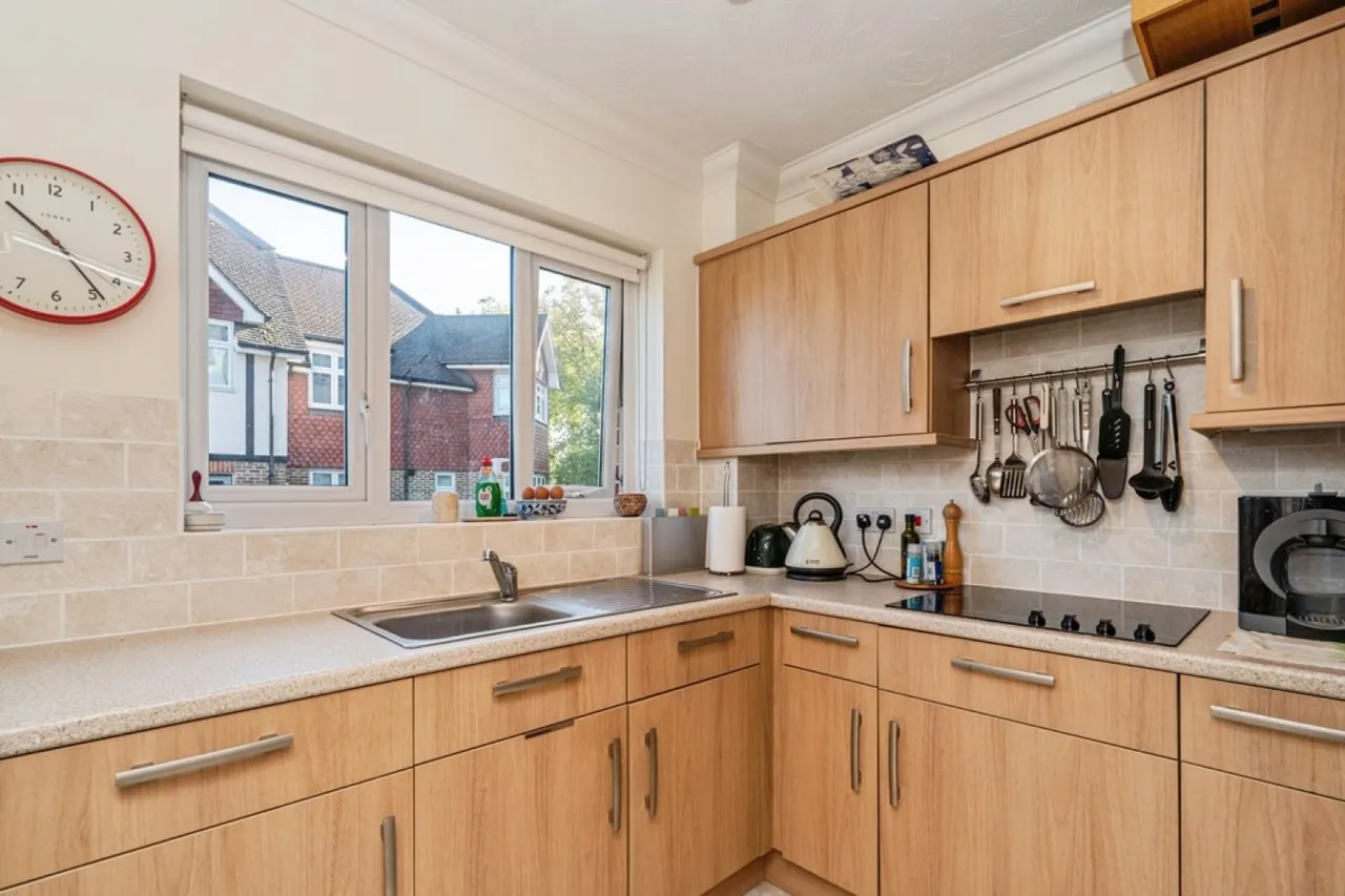Beaufort Lodge, Grove Road, photo 4