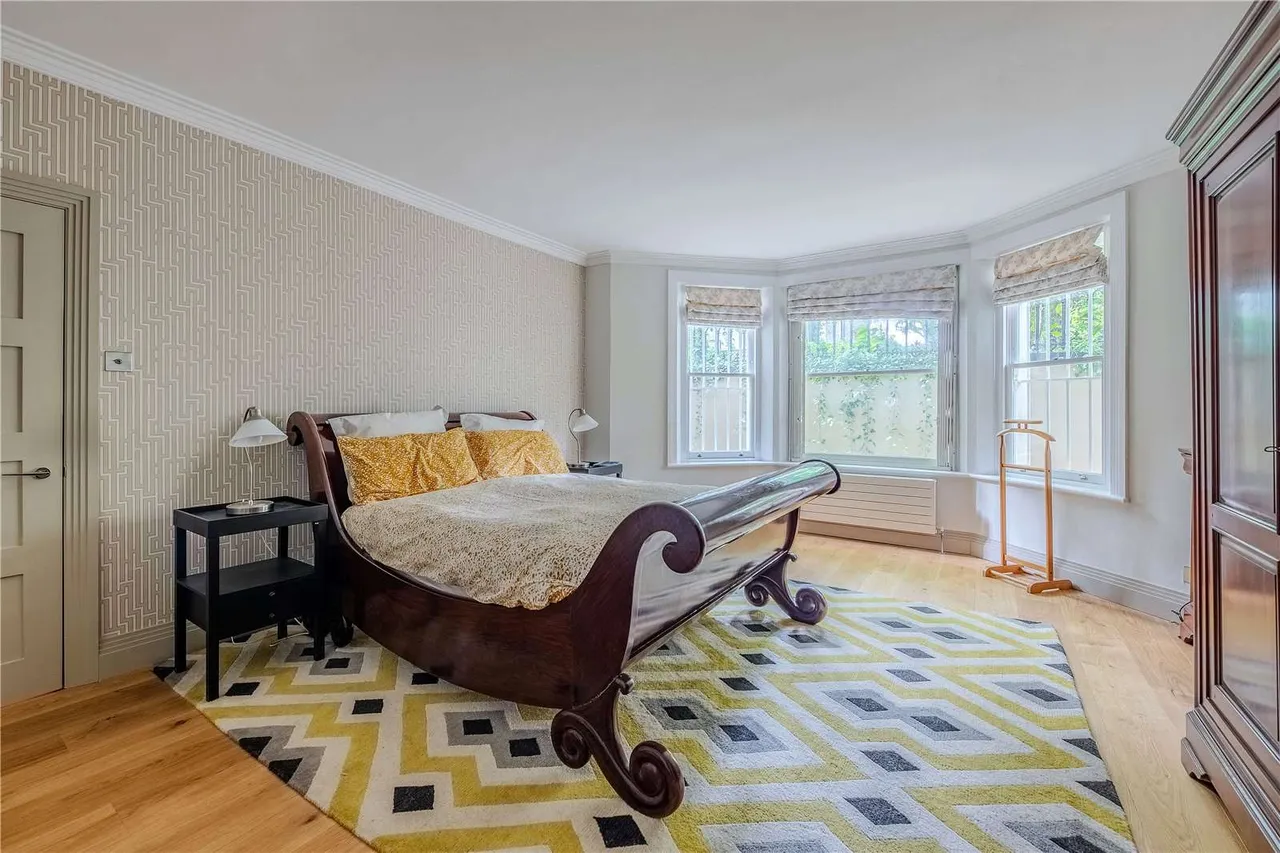 Holland Park Gardens, London, W14 8EA, photo 6