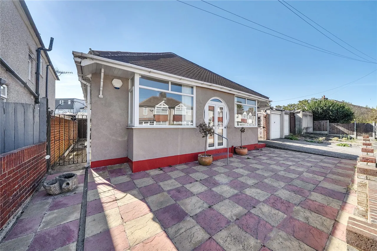 Brentlands Drive, Dartford, DA1, photo 2