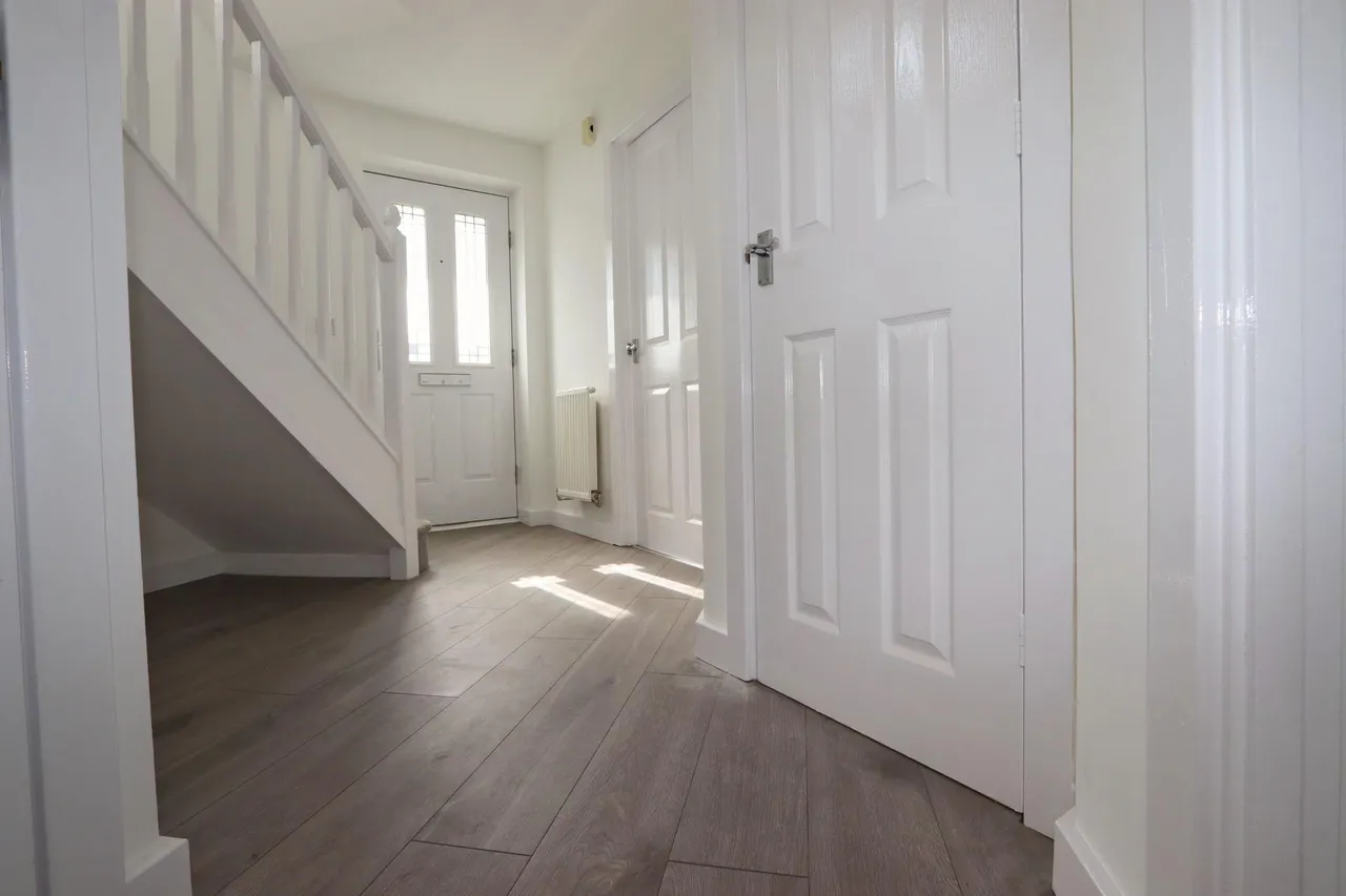 Chepstow Road, Oakley Vale, Corby, NN18, photo 4