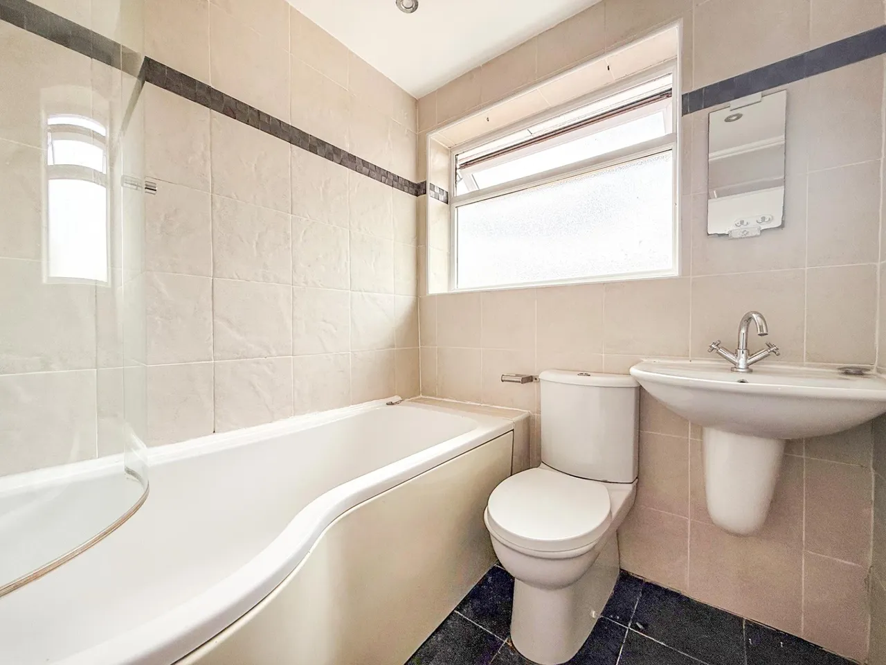 Petworth Drive, Loughborough, LE11, photo 8