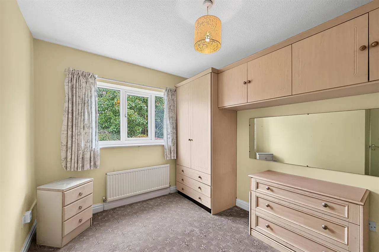 Redesmere Close, Timperley WA15 7EE, photo 11