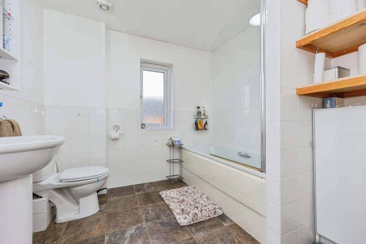 Marlecroft Close, Manchester, Greater Manchester, M23, photo 12