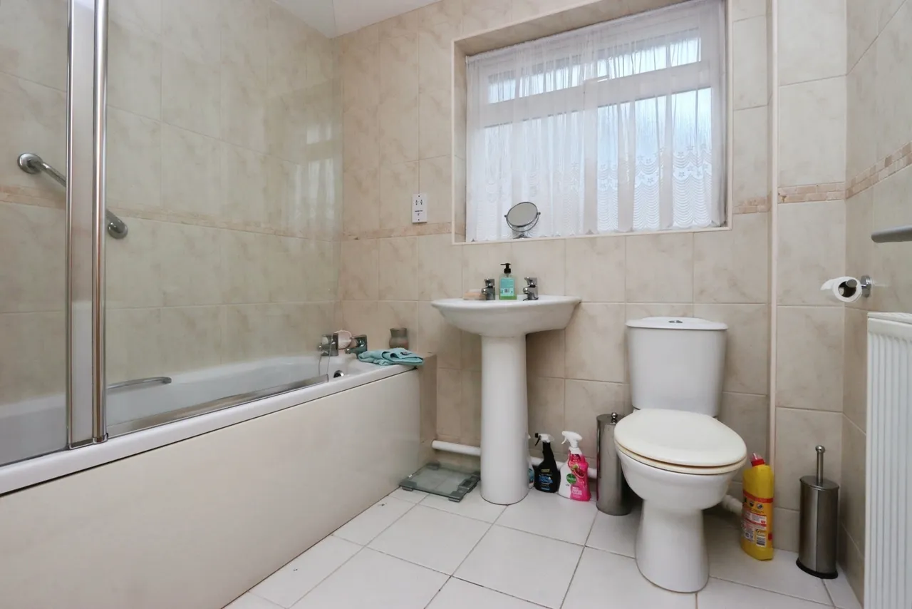 Melbourne Avenue, Dronfield Woodhouse, Dronfield, Derbyshire, S18, photo 14