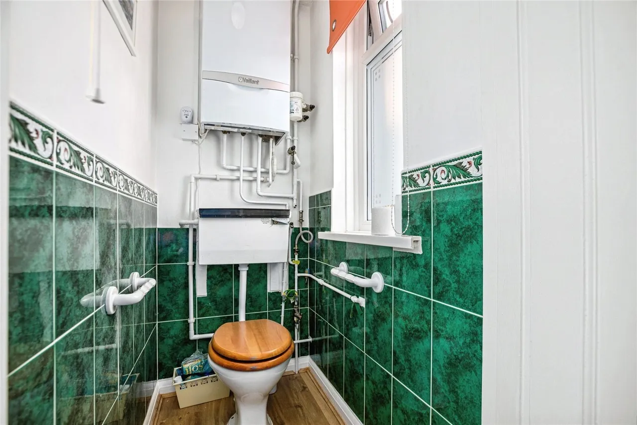 Tenby Road, Cardigan, SA43, photo 21