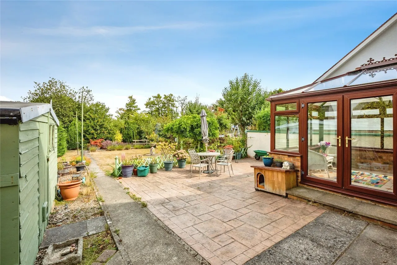 Tenby Road, Cardigan, SA43, photo 22
