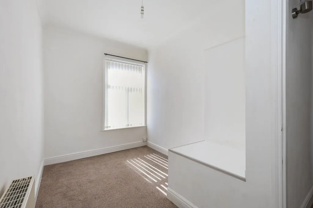 Marlborough Street, Heywood OL10 2JW, photo 5