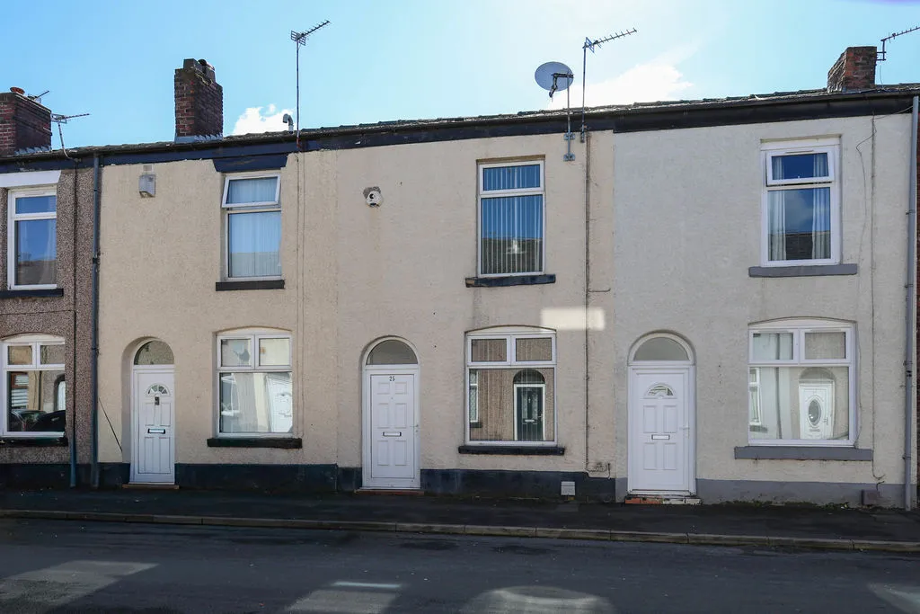 2 bed house for sale — Marlborough Street, Heywood OL10 2JW