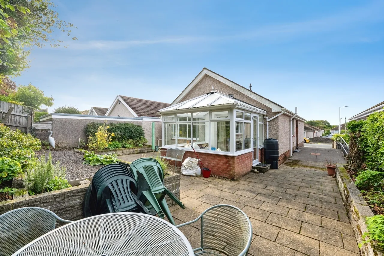 Woodside Avenue, Killay, SA2, photo 20