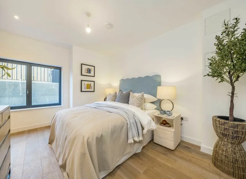Cottenham Park Road, Wimbledon, SW20, photo 10
