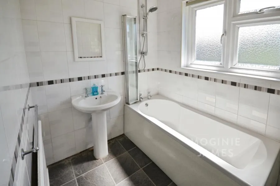 Timbers Square, Roath, CF24, photo 4