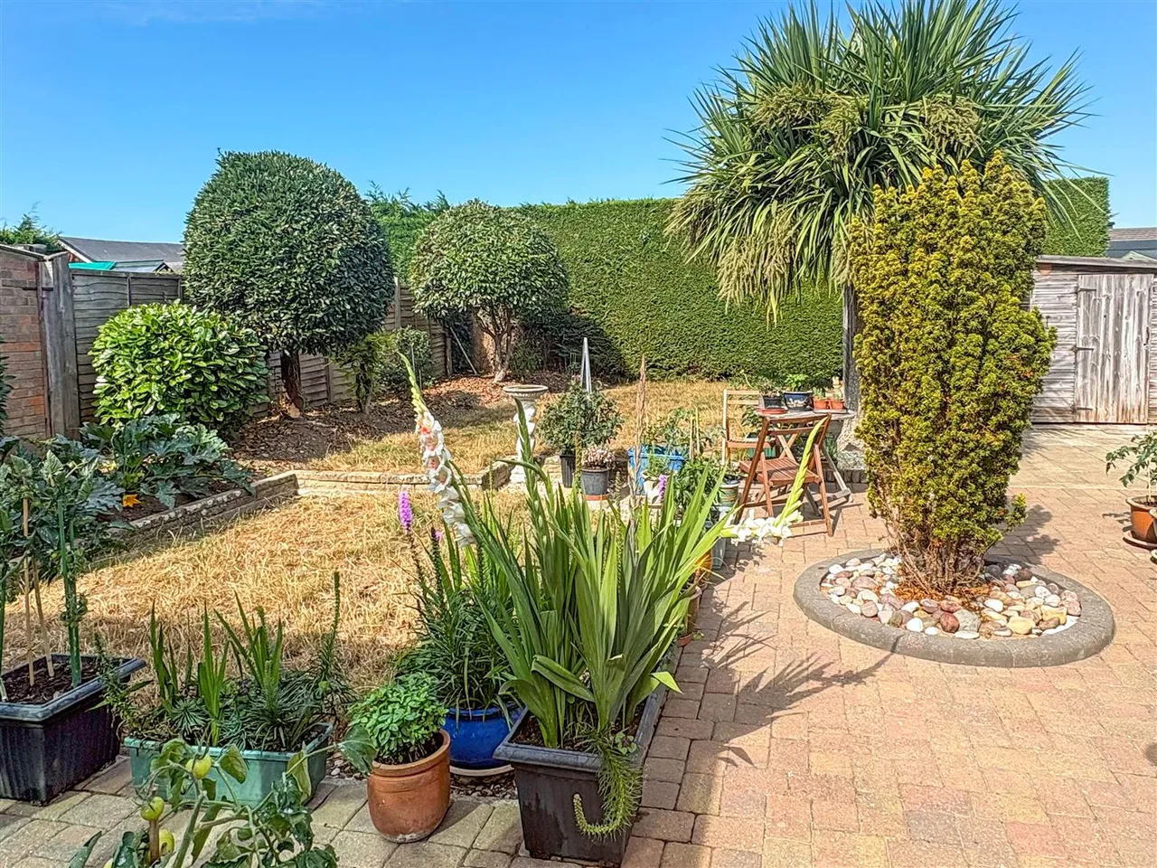 Fircroft Crescent, Rustington, photo 11