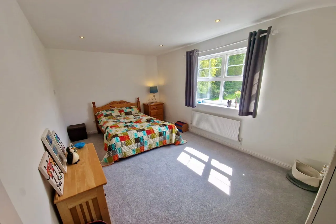 Clos Y Mynydd, Morganstown, CF15, photo 17
