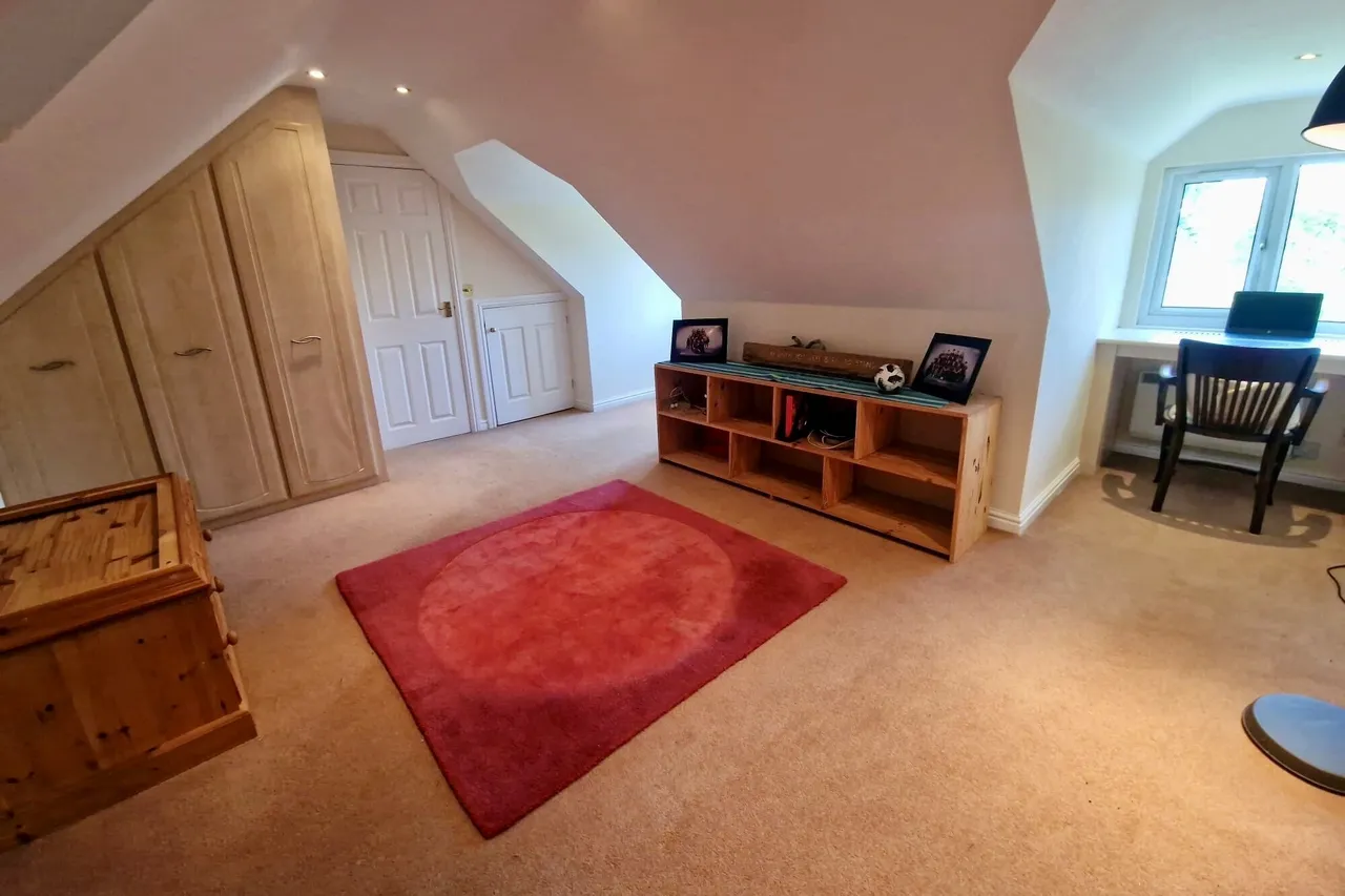 Clos Y Mynydd, Morganstown, CF15, photo 19