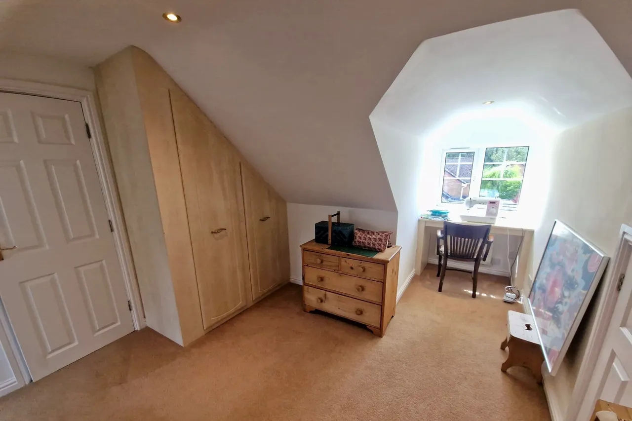 Clos Y Mynydd, Morganstown, CF15, photo 22