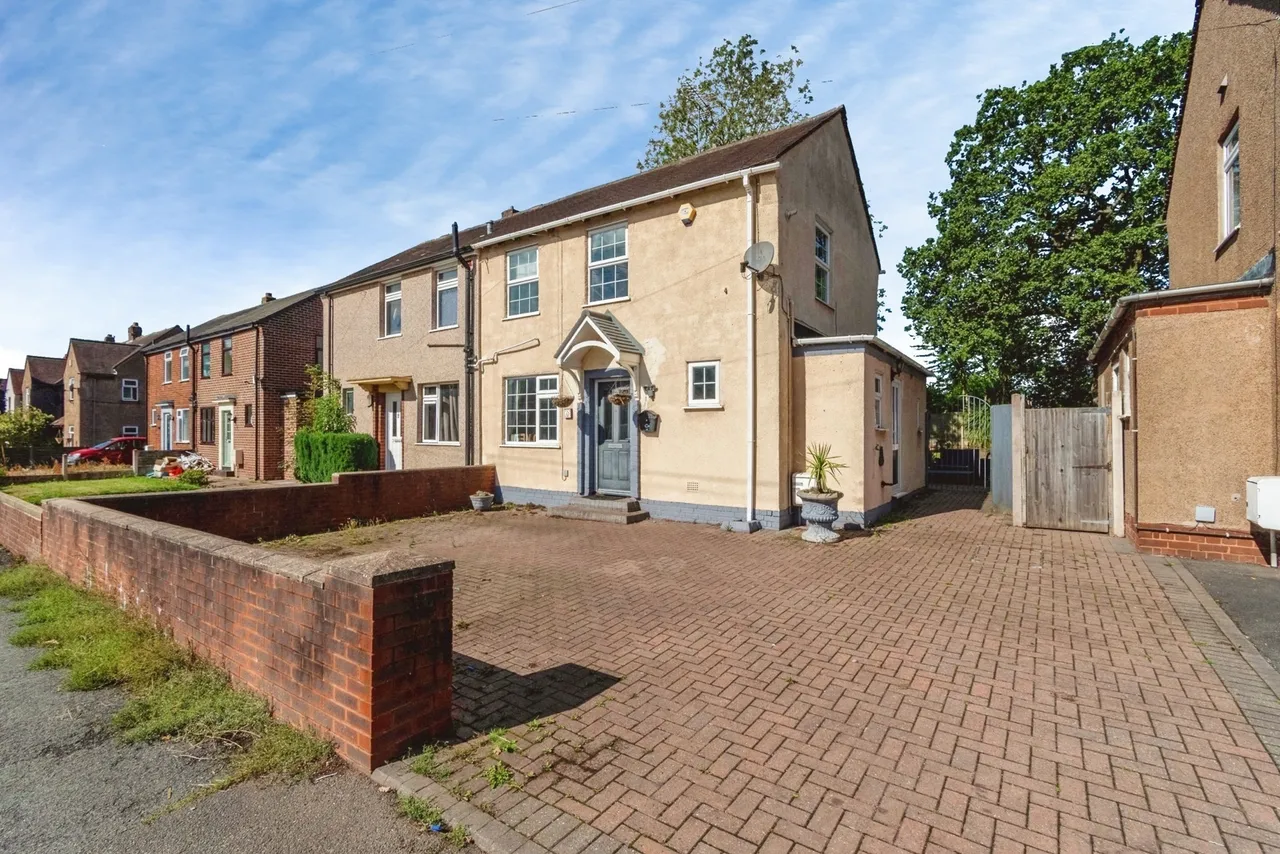 2 bed house for sale — St. James Road, Cannock, Staffordshire, WS11