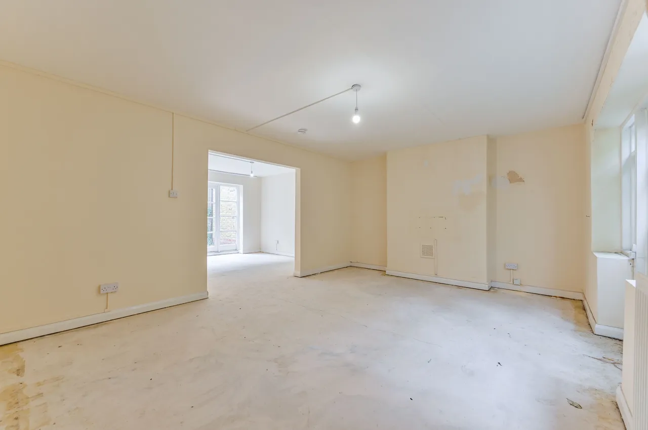 Lower Ground Floor, 16 Edis Street, London, photo 3