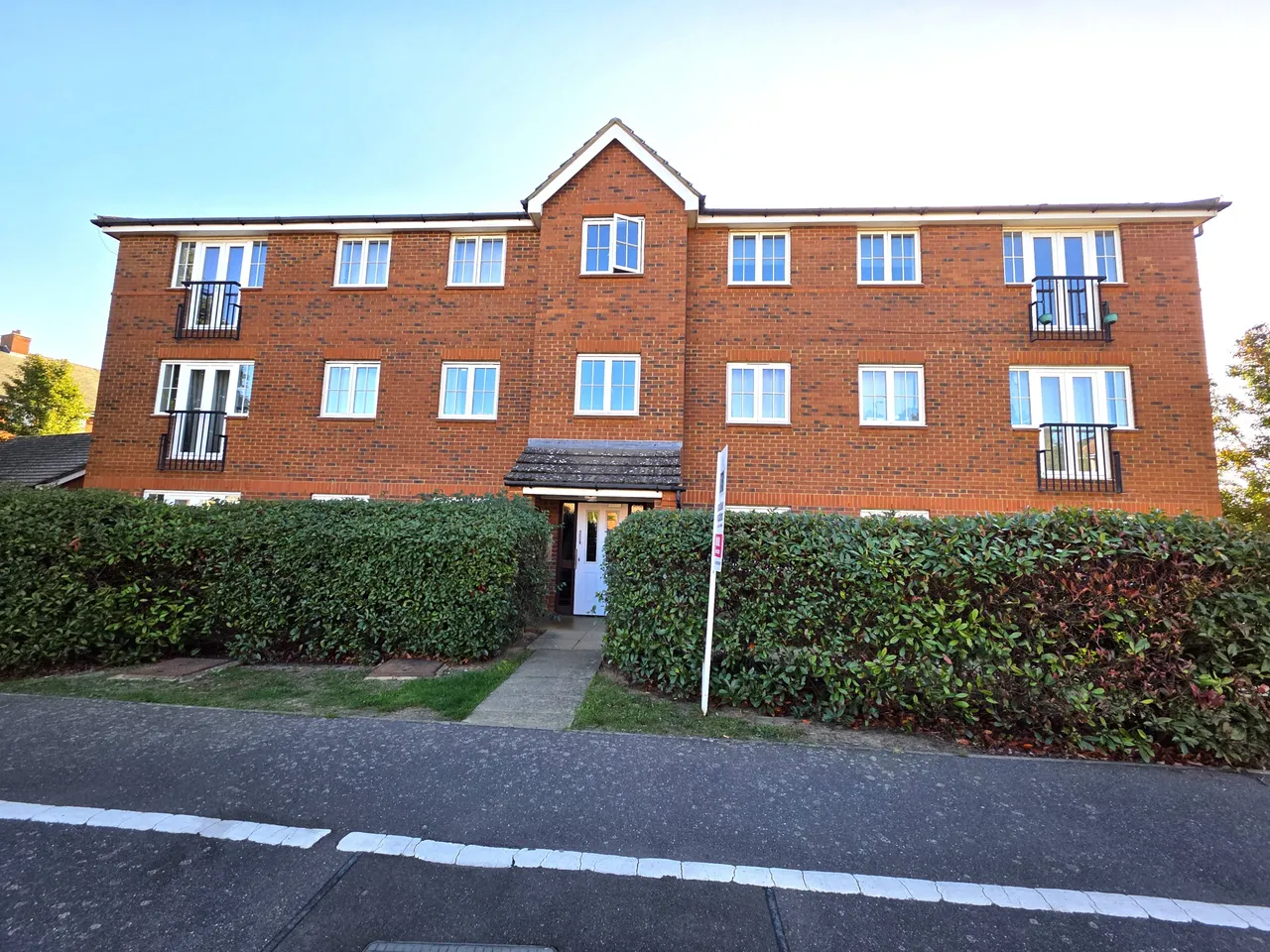2 bed flat to rent, Cunningham Avenue, Hatfield, AL10